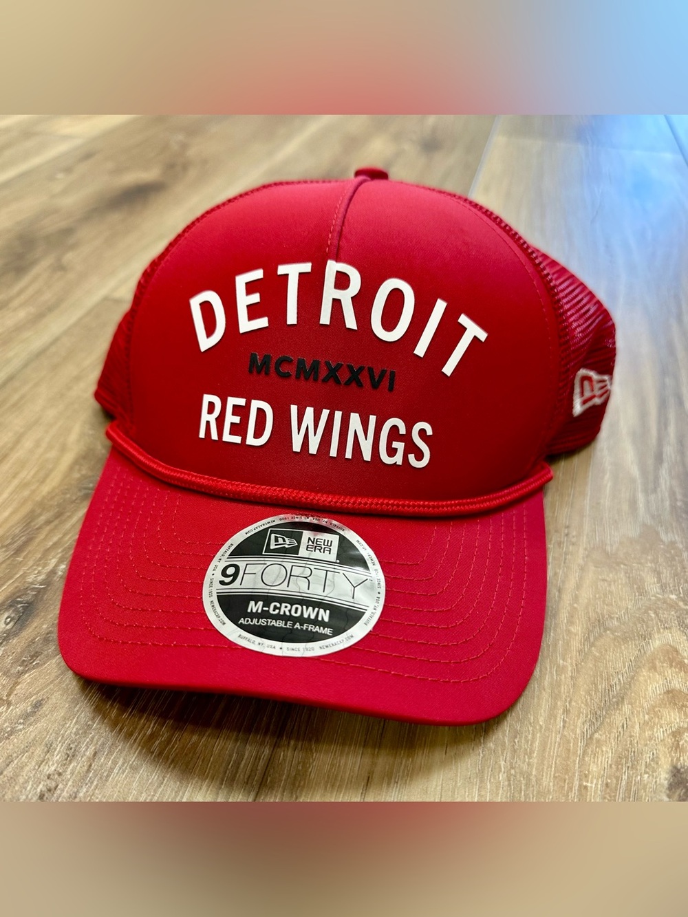 New Era 9Forty M-Crown Detroit Red Wings Snapback Trucker Hat, New